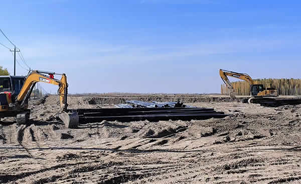 新闻=公司在新疆察布查尔锡伯自治县基地项目开工现场03.jpg